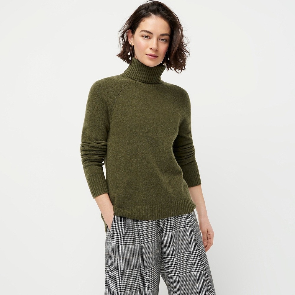 J.Crew turtleneck sweater in supersoft yarn
